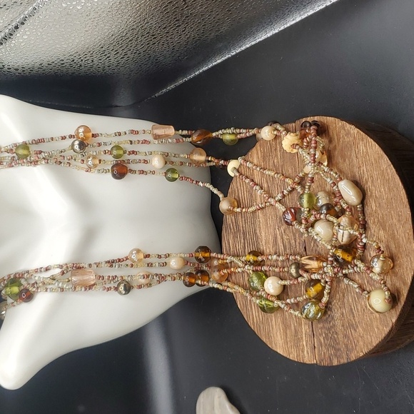 Artisan glass beaded multi tier elegant seed beaded necklace N3231 - Picture 1 of 5